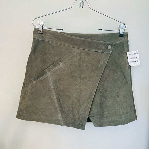 BLANK NYC Snap Front Suede Wrap Skirt, Sage Green, 28 Waist, Small/Medium, NWT - Picture 9 of 14